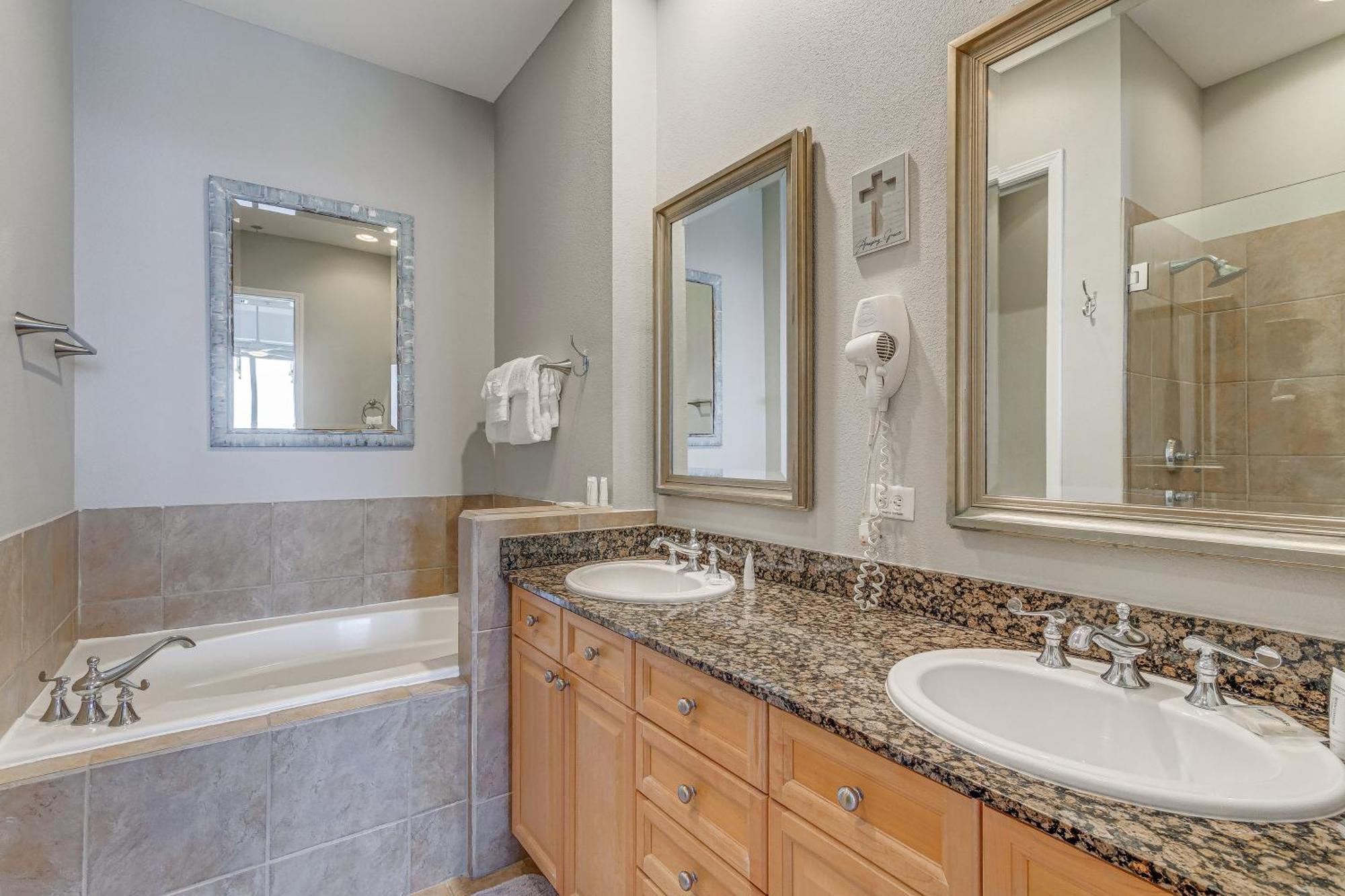 Pensacola Beach Penthouse With View And Pool Access! Экстерьер фото